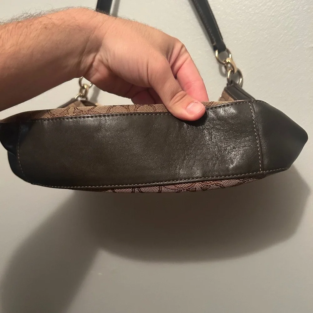Coach Shoulder Bag Womens Small Brown Signature Canvas Leather Trim 37584 Chesea